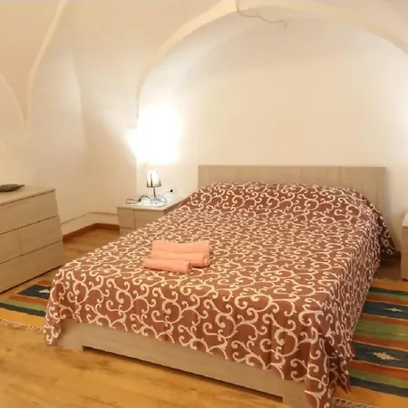 Dimora Del Borgo * أُجينتو